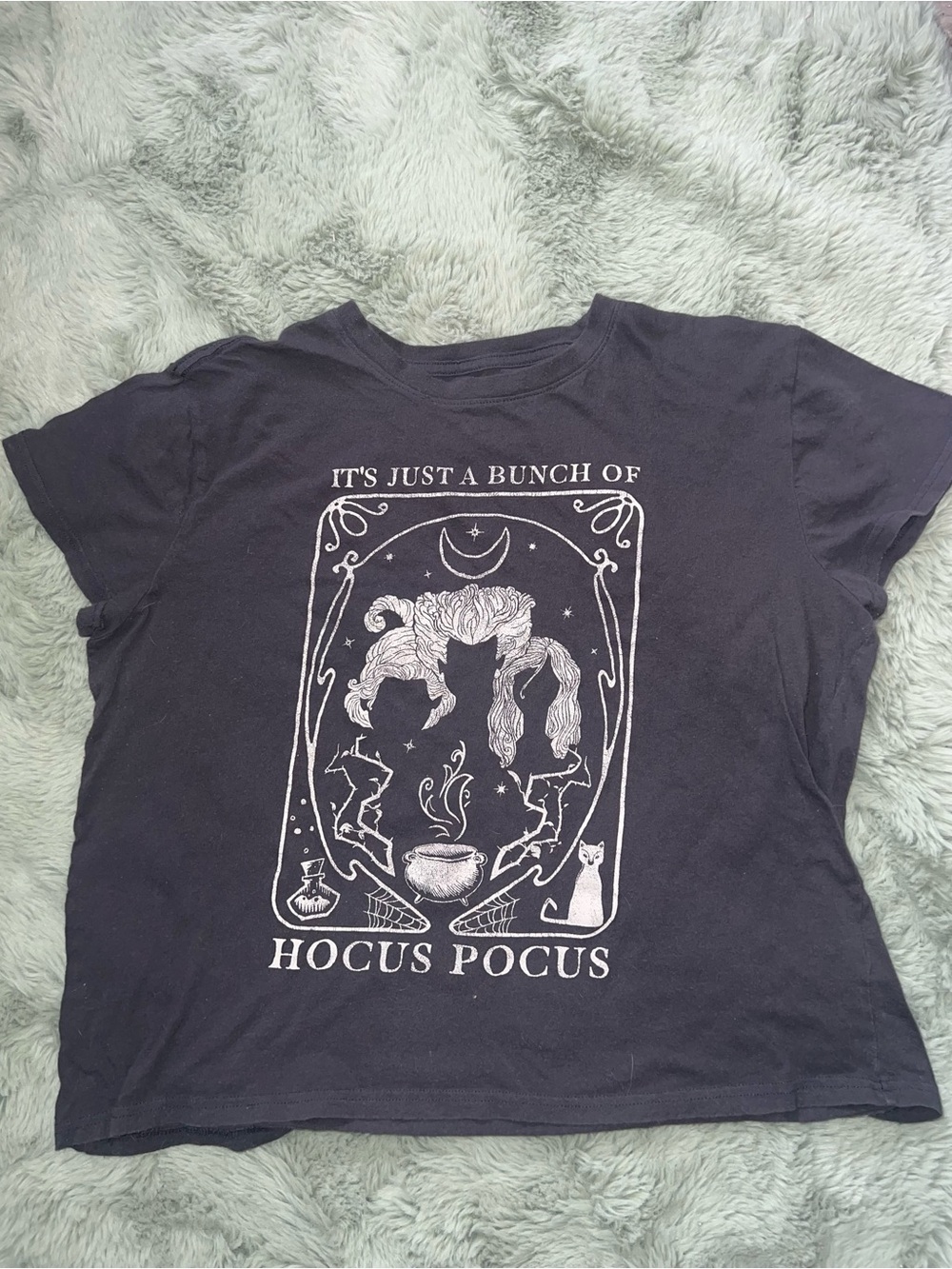Disney Hocus Pocus Black Tee with White Print